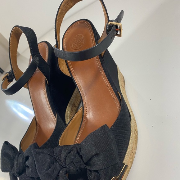 Tory Burch Women’s Black Penny Wedge Sandal - Picture 5 of 15